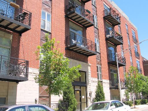 2342 W Bloomingdale #109, Chicago, IL 60647