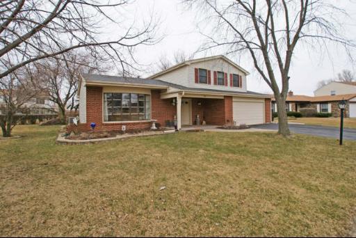 571 Hamilton Ave., Westmont, IL 60559