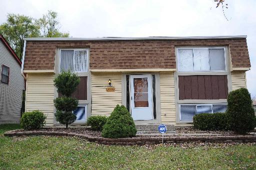 17770 S Arlington Dr., Country Club Hills, IL 60478