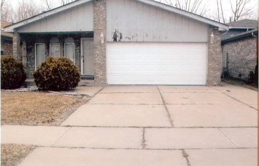 295 Exchange Ave., Calumet City, IL 60409