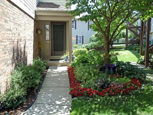 995 Landing Rd., Naperville, IL 60540