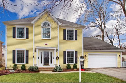 453 Hawthorne St., Glen Ellyn, IL 60137
