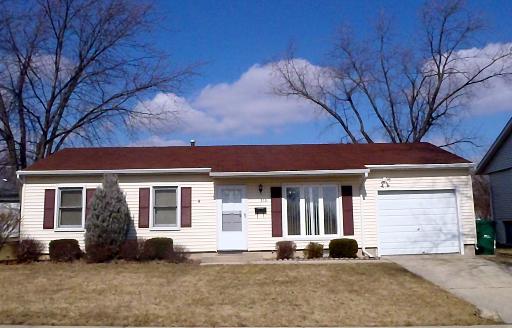 310 Hayes Ave., Romeoville, IL 60446