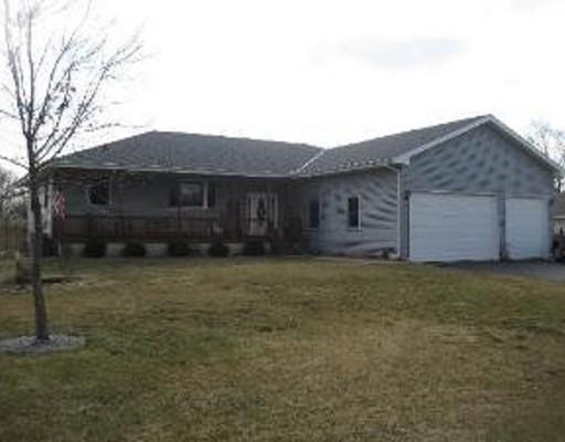 660 Evergreen St., Essex, IL 60935