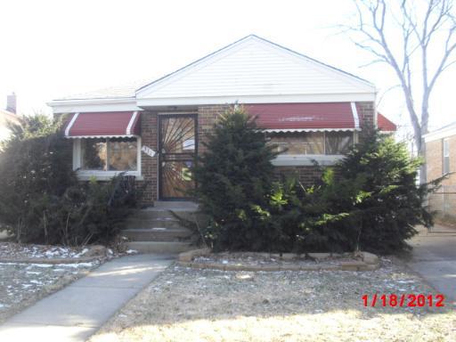 331 Linden Ave., Bellwood, IL 60104