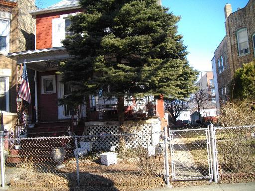 4875 N Ashland Ave., Chicago, IL 60640