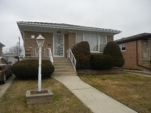 518 Hoxie Ave., Calumet City, IL 60409