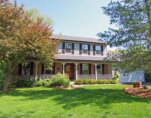 1310 Surrey Ln., Algonquin, IL 60102