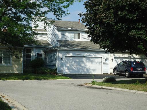 411 Farmbrook Ct., Romeoville, IL 60446