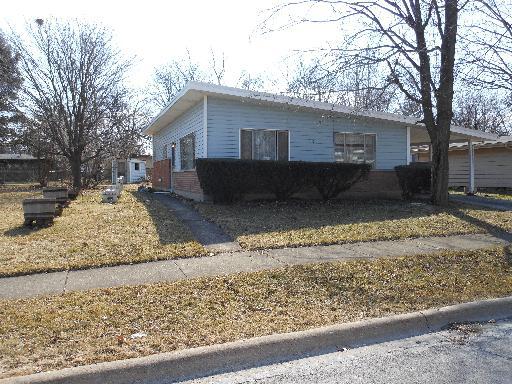 303 Sioux St., Park Forest, IL 60466