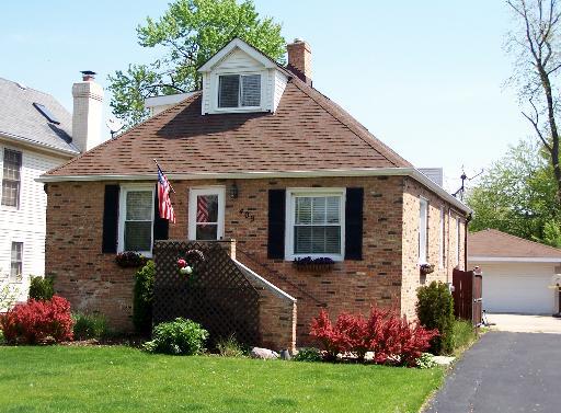 409 S Linden Ave., Westmont, IL 60559