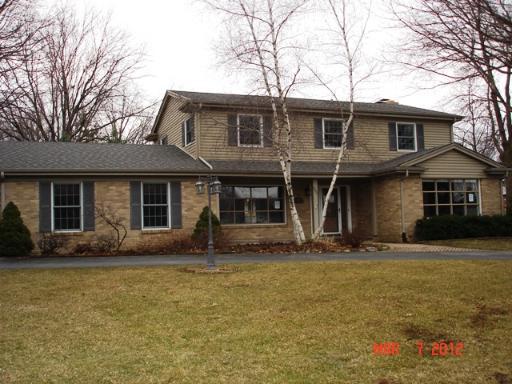 5601 Knollwood Rd., Rockford, IL 61107