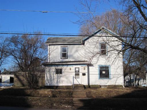 224 N West Ave., Freeport, IL 61032