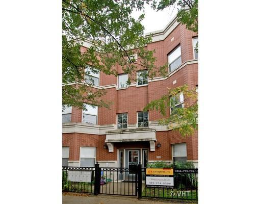 1016 S Racine Ave. #301, Chicago, IL 60607