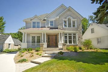 237 S Prospect St., Clarendon Hills, IL 60514