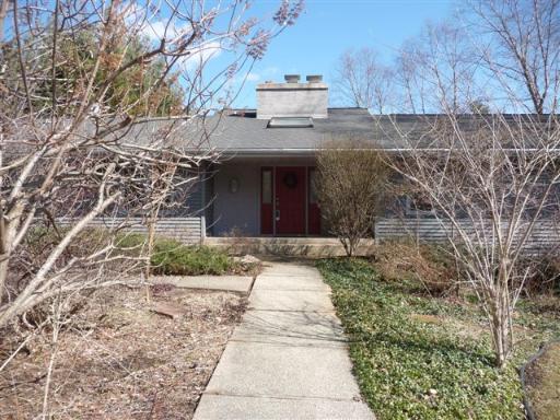 10849 Whispering Pines Way, Rockford, IL 61114