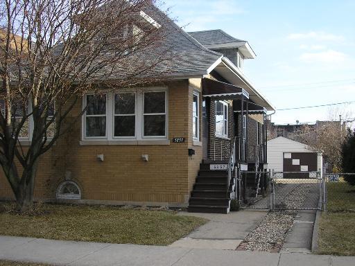5857 W Gunnison St., Chicago, IL 60630