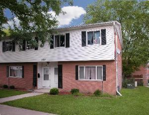 1364 Monomoy St. #F, Aurora, IL 60506