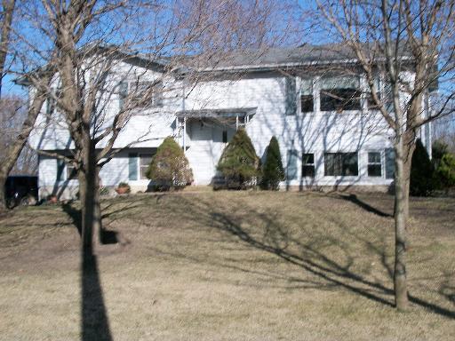 12100 Mckanna Rd., Minooka, IL 60447