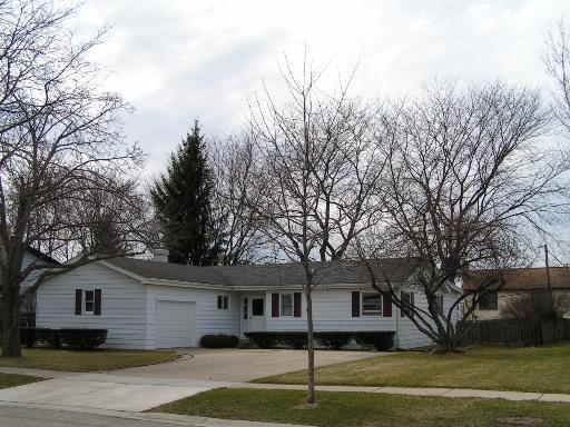 531 Brown St., Wauconda, IL 60084