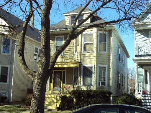 2450 W Warner Ave., Chicago, IL 60618