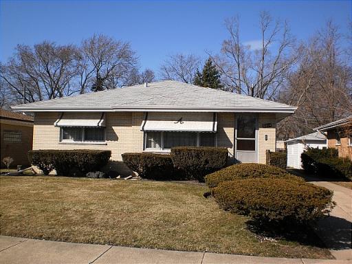 5534 Oakton St., Morton Grove, IL 60053