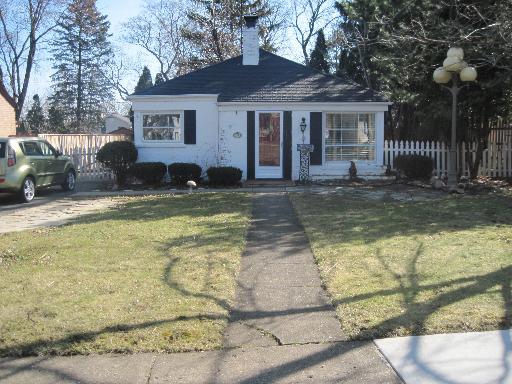 227 S Hale St., Palatine, IL 60067