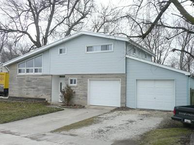 153 S Park, Herscher, IL 60941