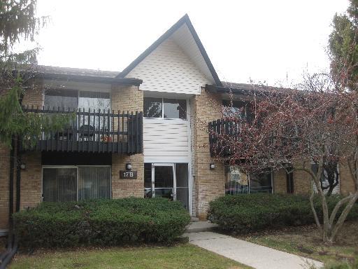 17B Kingery Quarter #106, Willowbrook, IL 60527