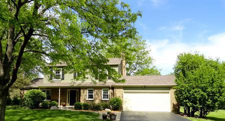 21301 Woodland Ave., Barrington, IL 60010