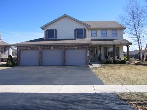 1444 E Cap Cir., Bourbonnais, IL 60914