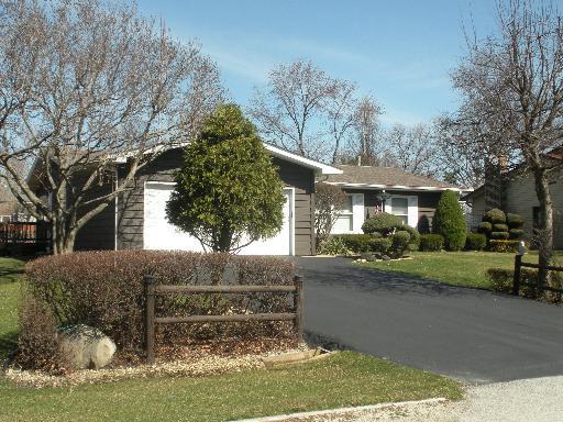 331 Wisconsin Rd., Frankfort, IL 60423