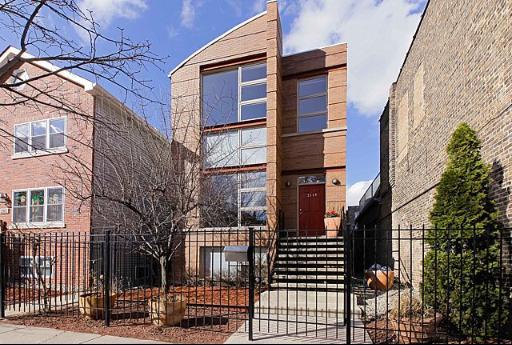 2110 W Superior St., Chicago, IL 60612
