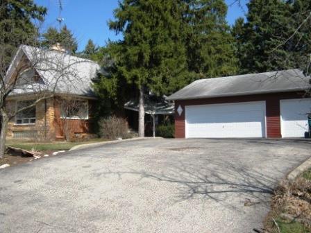 912 Grand Blvd., Wauconda, IL 60084