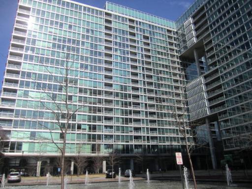 9655 Woods Dr. #1908, Skokie, IL 60077