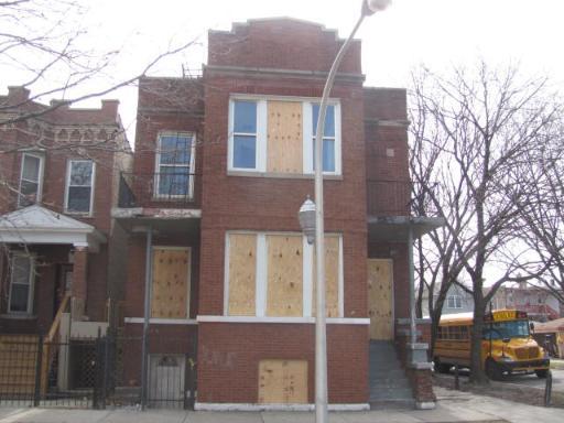 4857 W Iowa St., Chicago, IL 60651