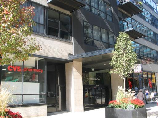 130 S Canal St. #821, Chicago, IL 60606