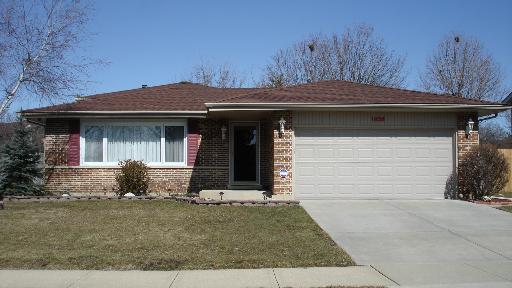 1926 Trail Ridge Rd., Arlington Heights, IL 60004