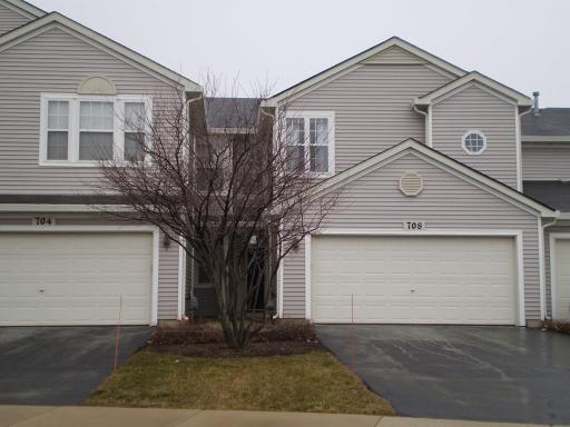 708 Valley View Ct., Aurora, IL 60502
