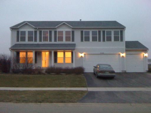 9708 Creekside Dr., Wonder Lake, IL 60097