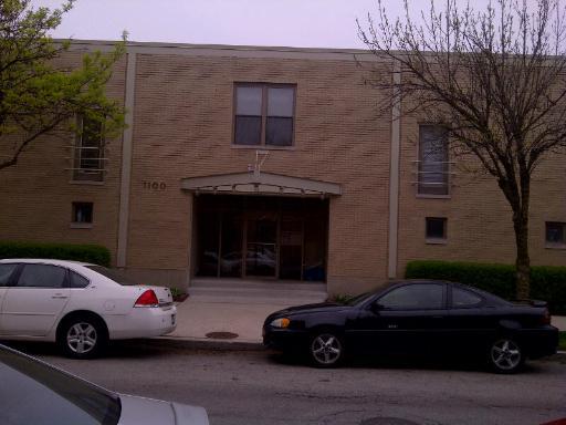 1100 W Cornelia Ave. #120, Chicago, IL 60657