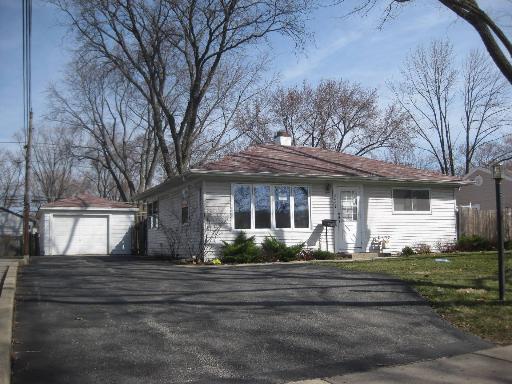 2404 Hawk Ln., Rolling Meadows, IL 60008