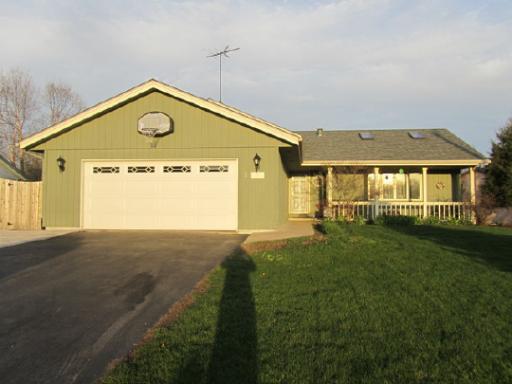447 Althea St., Machesney Park, IL 61115