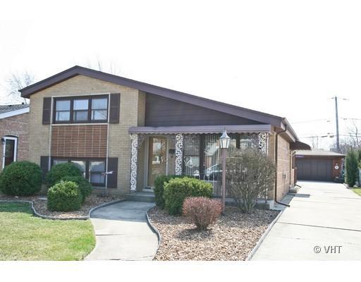 5225 W Avery Pl., Oak Lawn, IL 60453