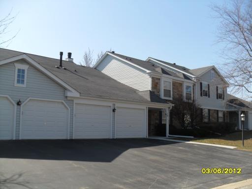 18 Waterbury Ln. #L-1, Schaumburg, IL 60193