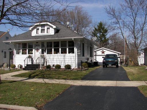 1027 Spruce St., Aurora, IL 60506