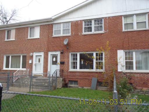 9374 W Noel Ave. #B, Des Plaines, IL 60016