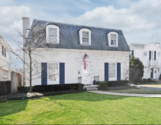 2155 Kenilworth Ave., Wilmette, IL 60091