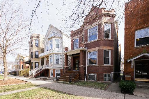 3831 N Paulina St., Chicago, IL 60613