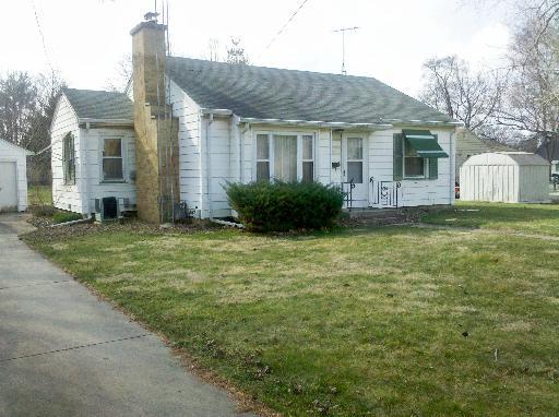 111 N Oak St., Plano, IL 60545